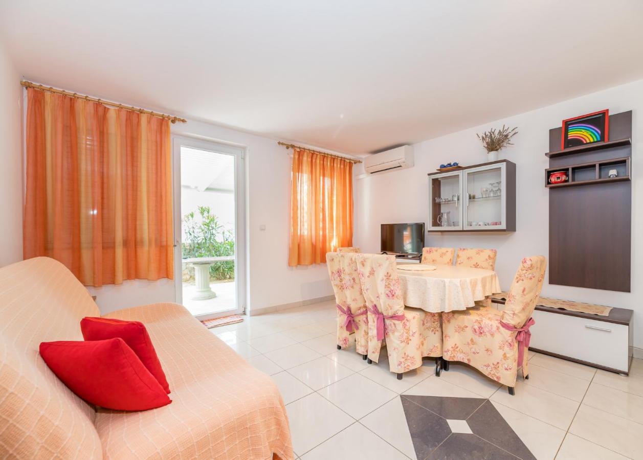 Apartments Ljubica Garden Baška Esterno foto